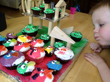 Briose Angry Birds