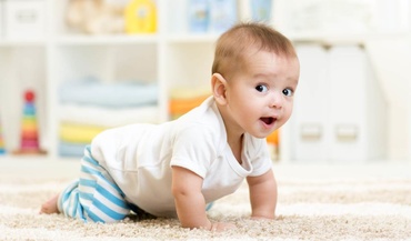 Accidente cu bebelusii care merg de-a busilea