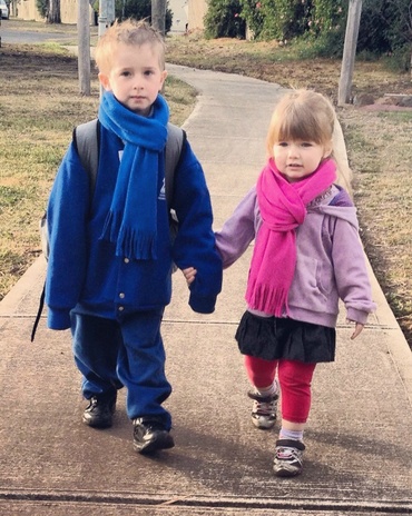 Il iubesti mai tare pe unul dintre copii?