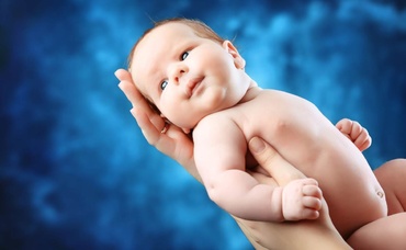 Cat de mare e stomacul nou-nascutului?