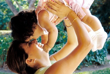 Guvernul a aprobat proiectele de lege privind amnistierea mamelor