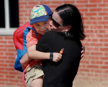 Prima zi la scoala / gradinita si mamele pe care le intalnesti