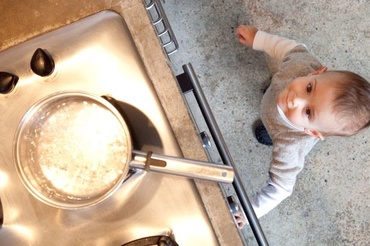 O casa sigura pentru copilul mic – bucataria si dormitorul