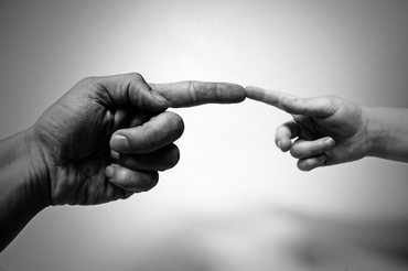 Sustine un proiect pentru asistentii maternali