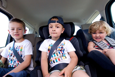 Modificarile din noul Cod Rutier privind siguranta copiilor in autovehicole