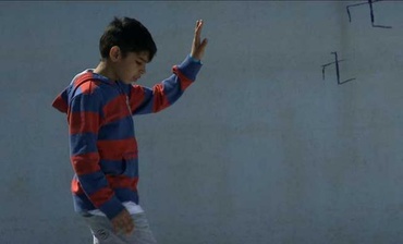 Documentarul romanesc filmat in Ferentari: Toto si surorile lui