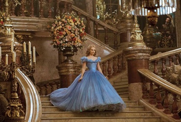 Recomandarea cinematografica a lunii martie: CINDERELLA