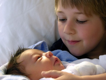 Ce sa faci cu copilul de acasa cand nasti?