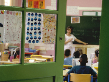 Tipuri de profesori pe care i-am intalnit in scoala generala