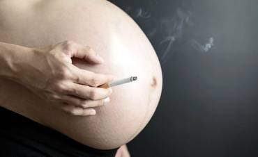 Ce se intampla cu fetusul cand mama fumeaza in timpul sarcinii