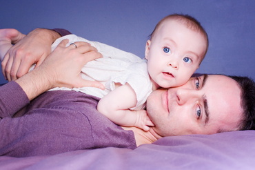 Un nou proiect de lege: Concediul paternal va avea 10 zile lucratoare