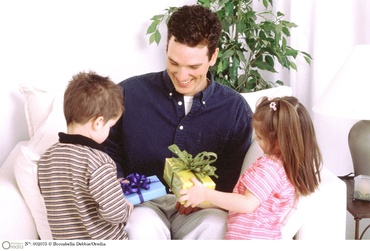 Cadouri sau timp petrecut alaturi de parinti? Ce aleg copiii