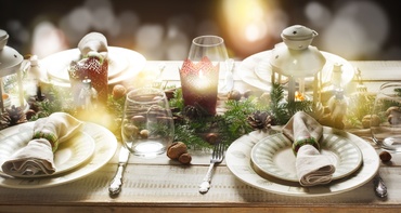 Cum decorezi masa de Crăciun: 6 idei cu efect garantat!