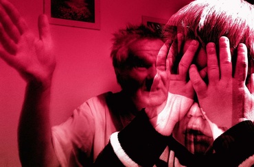 De ce ne batem copiii?