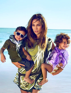 Jennifer Lopez: Max si Emme (8 ani)