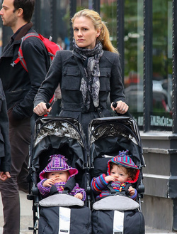 Anna Paquin: Poppy si Charlie (3 ani)