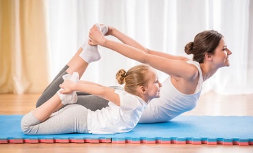 Yoga pentru copii. Beneficii și recomandările specialistului