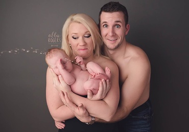 Un altfel de instantaneu cu un bebeluș face furori pe Internet