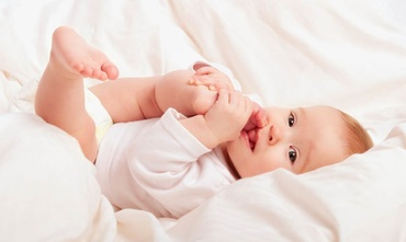 Ce gândeşte un bebeluş? Descifrează reacțiile prichindelului