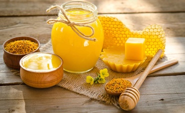 Dieta cu miere. Scapă de kilogramele acumulate după sărbători!