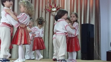 Vreau să fiu un copil sănătos, spectacol ţinut de copiii pentru părinţi