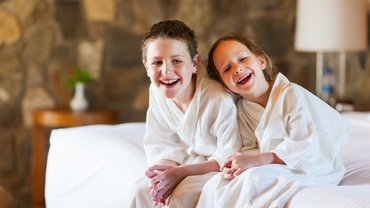 Cum arată hotelul ideal pentru o vacanţă cu copiii?