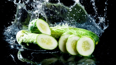 Siluetă de vară: Cum te pot ajuta castraveţii să slăbeşti