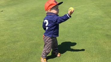 8 motive pentru care golful este un sport potrivit pentru copilul tău