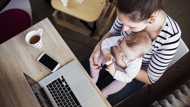 Provocările unei mame cu job full time