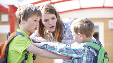 Violenţa la copii. Cum să reacţionezi?