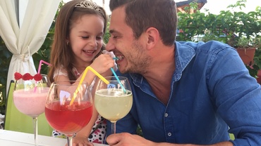Cocktailuri bio pentru pici, recomandate de barmanul personal al  Sophiei