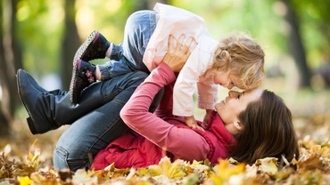 Toamnă de poveste! 11 activități distractive pentru prichindelul tău