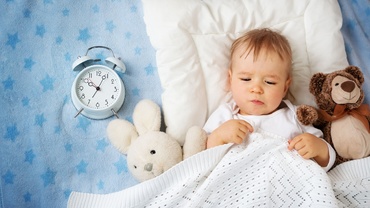 Ora de iarnă: Cum îi afectează pe copii