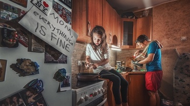Când mama nu e acasă...  tatăl face lucruri trăsnite! 7 fotografii concludente