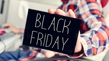 Black Friday 2016. Ghid de bună purtare pentru mămici