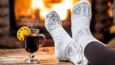 Combate răceala cu vin fiert! 3 rețete cu efect garantat
