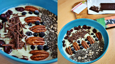 Mic dejun cu avocado şi ciocolată