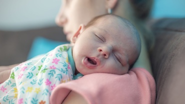 Cele mai mari pericole din casă atunci când ai un nou-născut